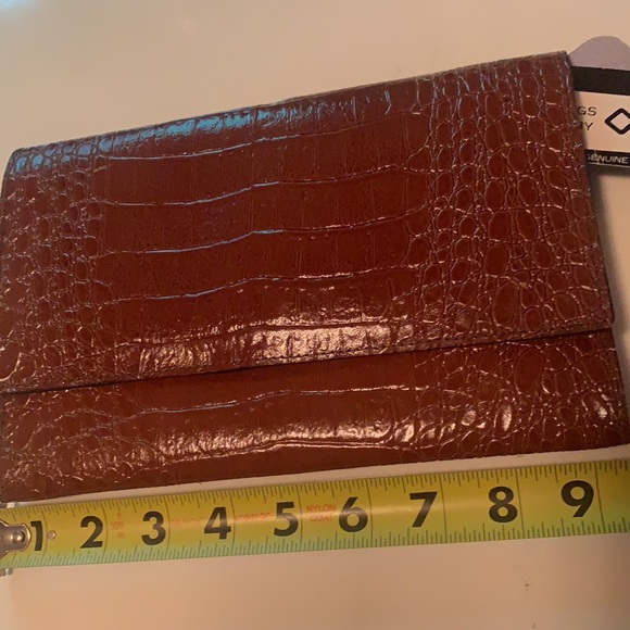 ODYSSEY CLUTCH BROWN CROC HANDBAG LEATHER CROCODILE CHAIN STRAP PATENT